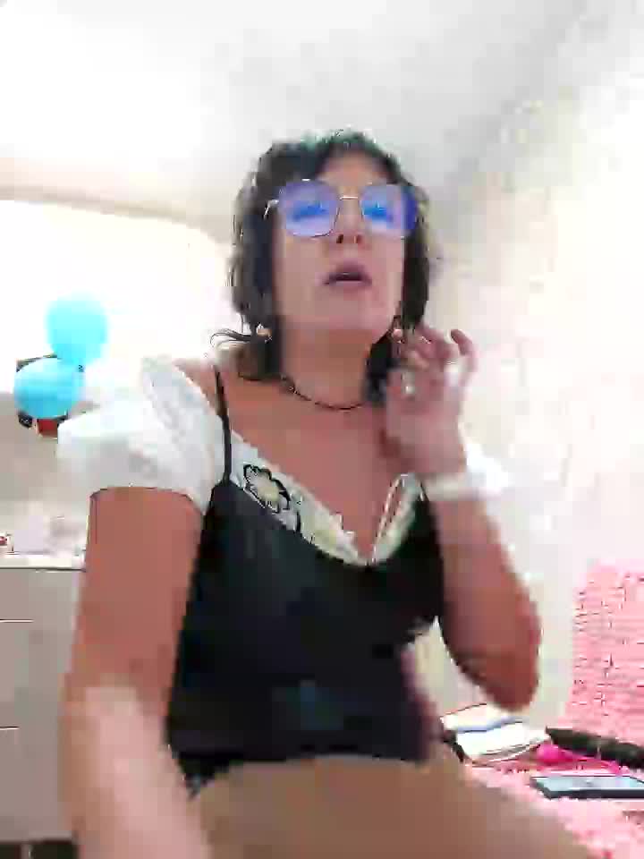 [25 Sep 17:48] Private Show DANCING NAKED ! - ক্যাম মডেল LaliaMia-এর ভিডিও