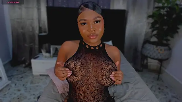 mi bigboobs wanted to be touched - video av LianaSmith18 cam-modell