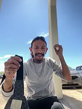 [7 Apr 12:20] Public Show - วิดีโอโดย HDGarc โมเดลแคม