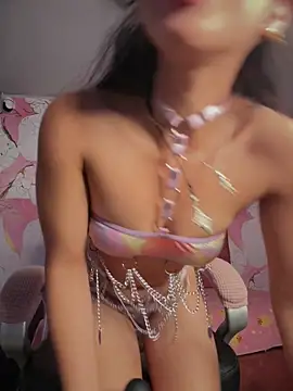 [30 Apr 23:10] Private Show