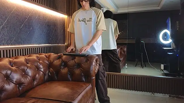 Private Show - clip cu LucaAlessi model videochat