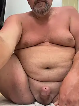 [2 Aug 13:03] Public Show - vidéo du modèle de showcams chubbydude77