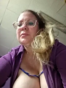 BOTH HOLES with lush toys even my really tight asshole! incredible experience we had – video od webkamerové modelky BustyLanaX