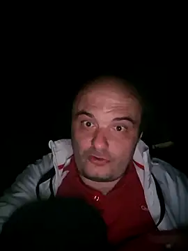 Vídeo em tendência de modelo na câmara matteopeder 5310