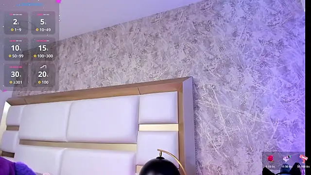 Imagine coming home and seeing me on your couch... naked - Video von HaniKuspoka Cam-Model