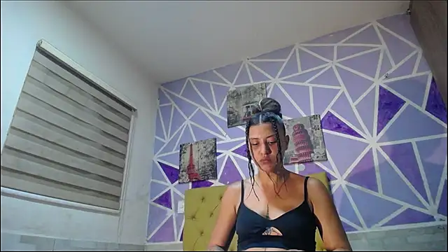 [22 Jun 03:27] Private Show - סרטון של Hellen_maya, דוגמן/ית מצלמה