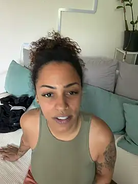Slow and Intense Pussy Play