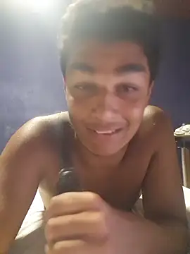 Hab mal breche versuche - video by umutabi277 cam model