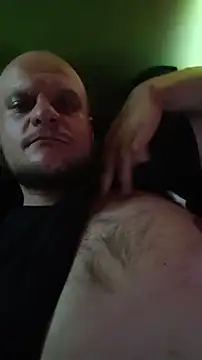 [20 Apr 00:19] Public Show - clip cu misiaty96 model videochat