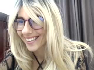 playing with nipples, cumming on a dildo close to the camera - ক্যাম মডেল Mia_kai-এর ভিডিও