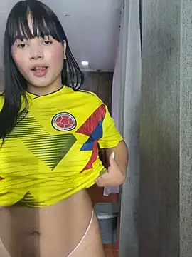 Hotter than a final match 💛💙❤️
