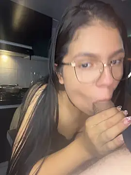 Samantha is being screwed while preparing dinner😈 🔥