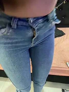 play my pussy – video af SCARLETVELVET_ cam-model