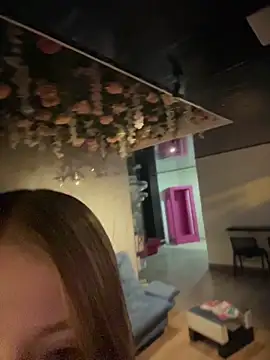 [22 Jun 17:49] Private Show