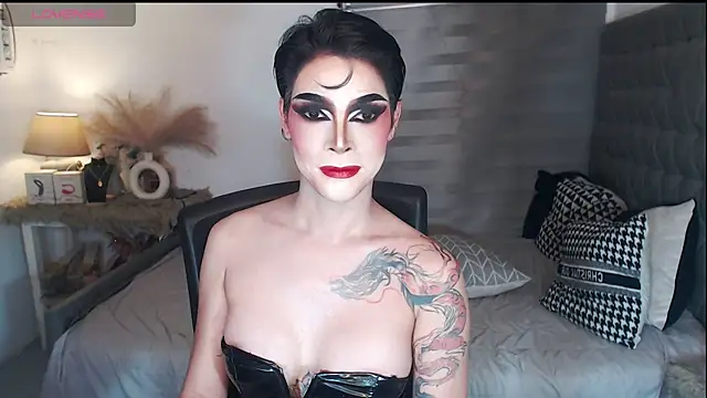 Stockings foot fetish - video oleh DivineMercyTSx kamera model