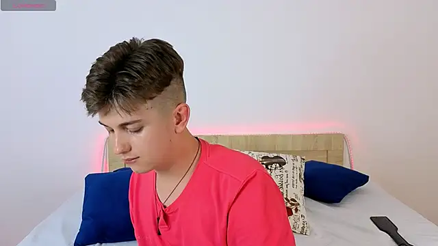 HOT CUM  Show