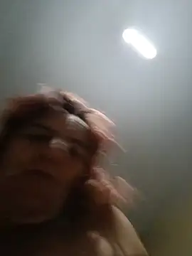 [29 Jun 10:15] Private Show – video modela na kameri martinhapimenta