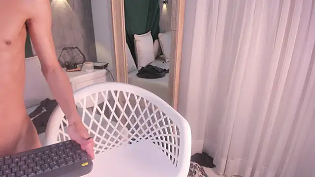 full nude - video av Andy_vergara1 cam model