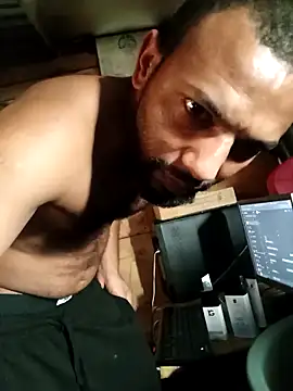 Play time just started - video by Camodick cam model