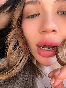 Soft KISS with my friend in BUS - video by FlashTitsRoyal cam model