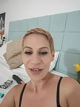 Private Show - video by KittyDesiree cam model