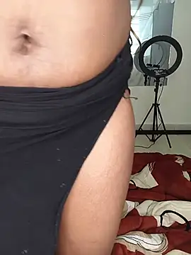 [11 Jul 17:17] Private Show – video modela na kameri little_creamy