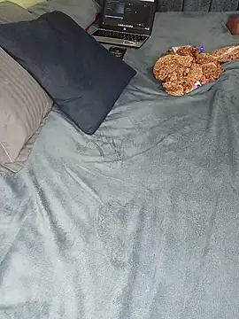 [22 May 22:49] Private Show squirting