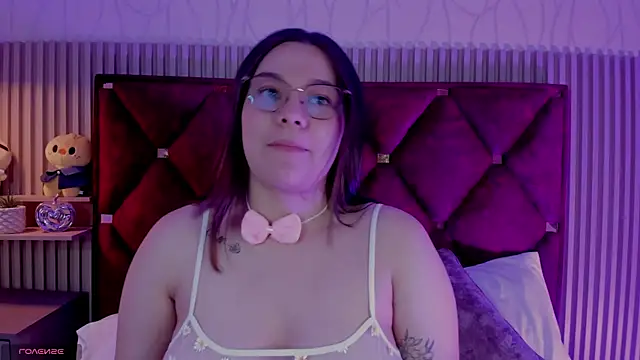 come in bby - video by Ivybloom_ cam model