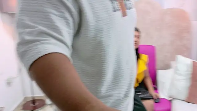 esta zorra adicta a la verga me pide que la folle