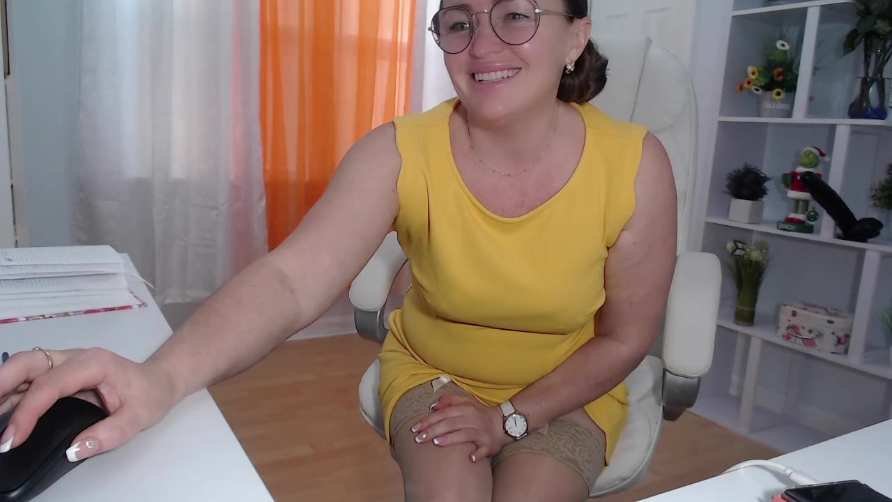 [17 Dec 07:33] Private Show – video modela na kameri Vika73