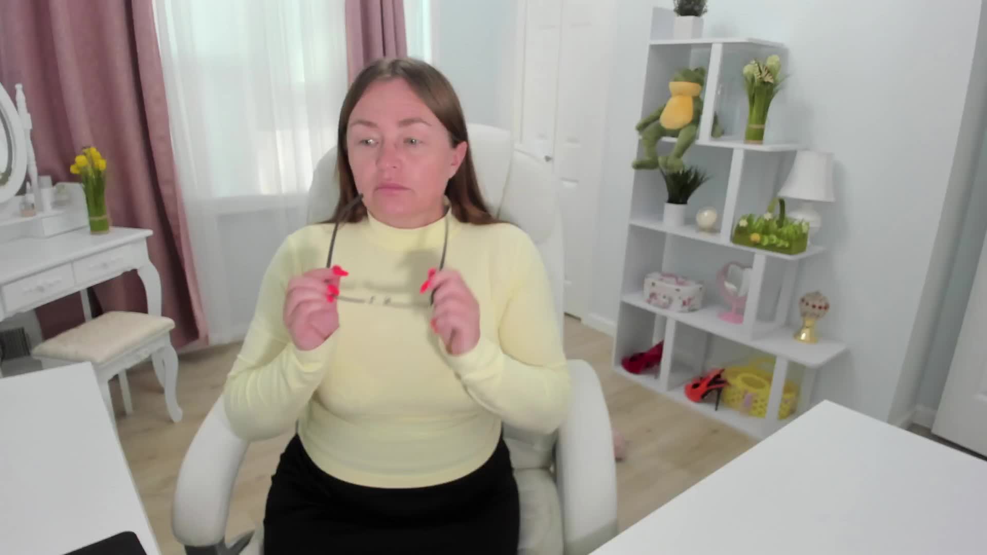 [3 Sep 16:40] Private Show – video modela na kameri Vika73