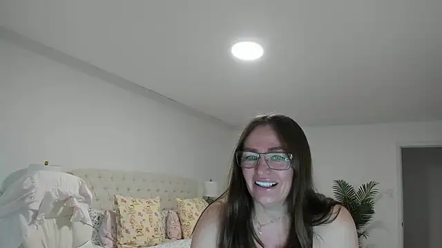 [21 Mar 06:06] Private Show - video by Vika73 cam model