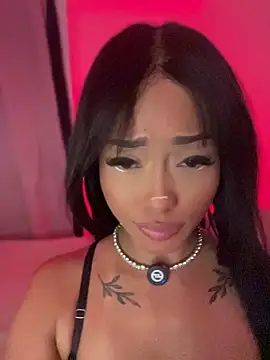 BELLA BEGGS FOR CUM – video od webkamerové modelky ItsBellaPorch