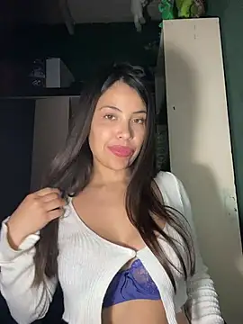 [27 May 10:45] Private Show