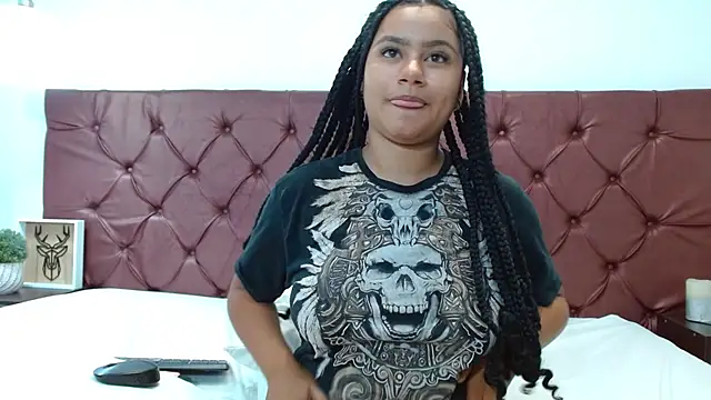 Just a little preview… or is it?” - video od modelky/modela NoiraVale