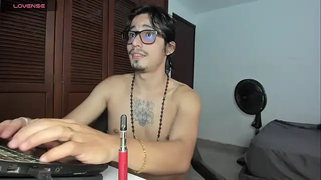 [7 Sep 09:17] Private Show – video af SrIncognito666 cam-model