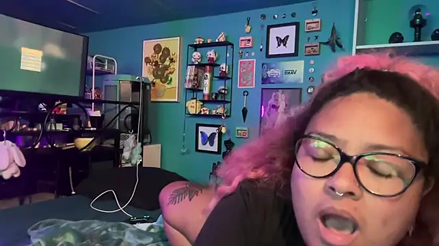 pussy play and then you cum in my mouth <3
