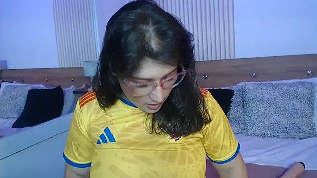 [3 Jul 19:11] Private Show - video av ValentinaGreyy cam-modell