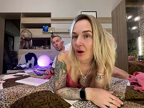 Private Show - Pussy Wide Open - video by SpaceJet_0Novolyn cam model