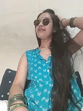 Fun - clip cu Aadikibhabhi model videochat