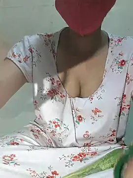 Amazing Movements... - clip cu Aadikibhabhi model videochat