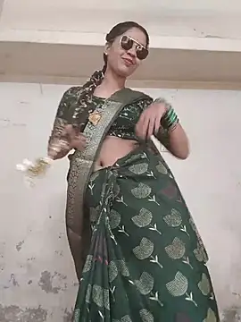 With Face Saree then Pumpkin Sex - video by Aadikibhabhi cam model