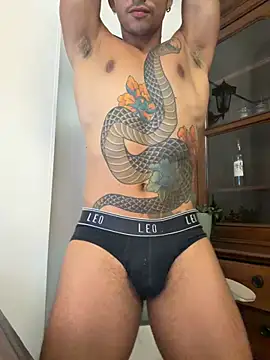 [24 Jul 17:17] Private Show