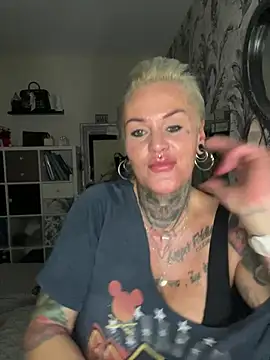 Fucking my Boobs🍆
