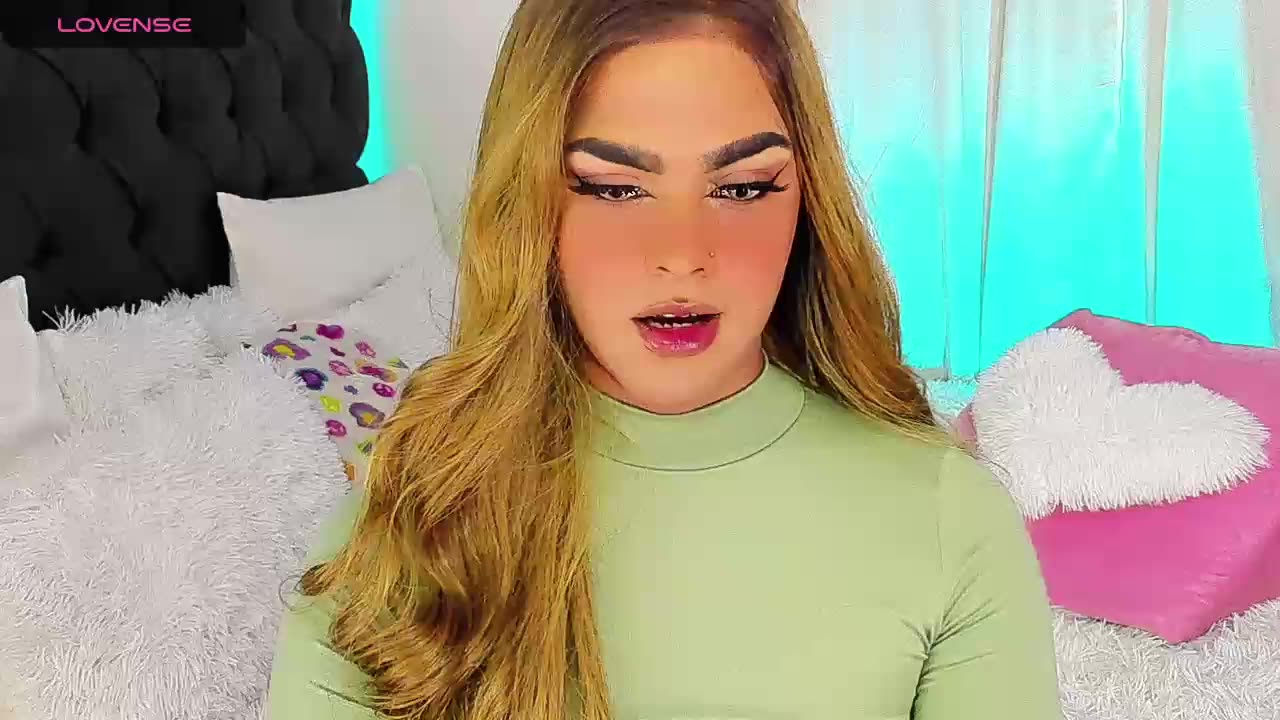 new look - فيديو من Scarlethvhonparker موديل الكام