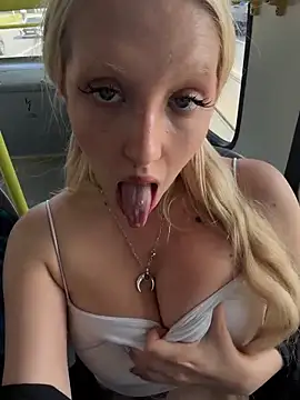 RIDE WITH ME PLS 💋🥵