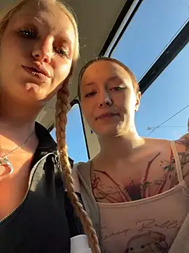 SENSITIVE KISS WITH ELITEBITCH