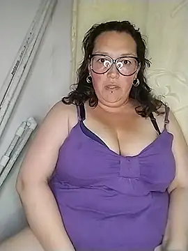 Get everything wet with me. - video di _Saraqueen-- modella di cam