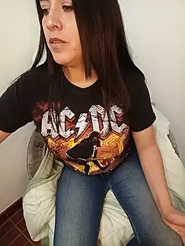 Feetjob - video by sexy_milf_1 cam model