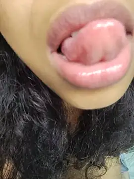 [11 Jul 21:38] Private Show - video av Little_hot_angle cam-modell